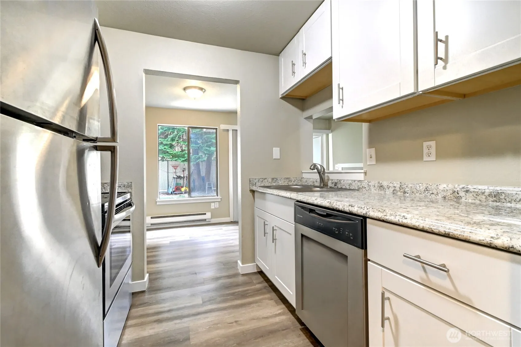 Property photo for 1102 8th Street Ne #6, Auburn photo 4