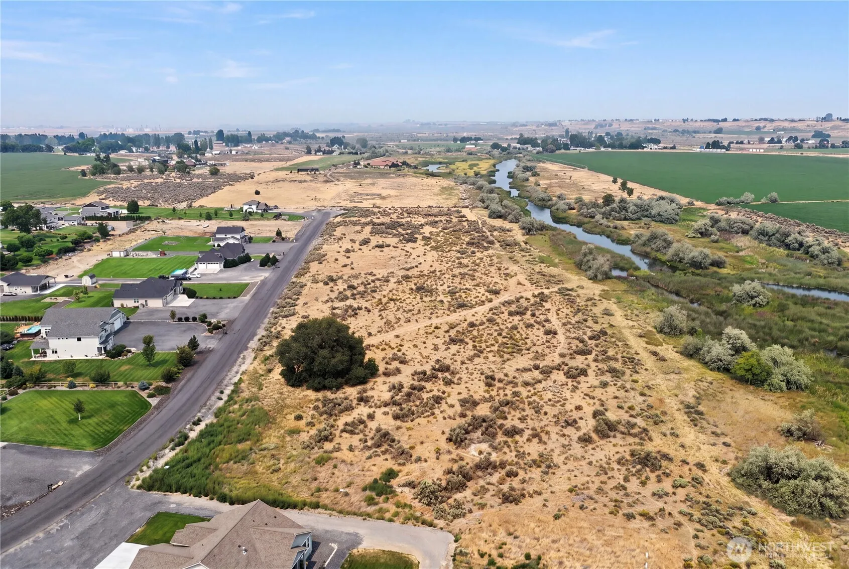 Property photo for 5775 Ne J.6 Road, Moses Lake photo 4