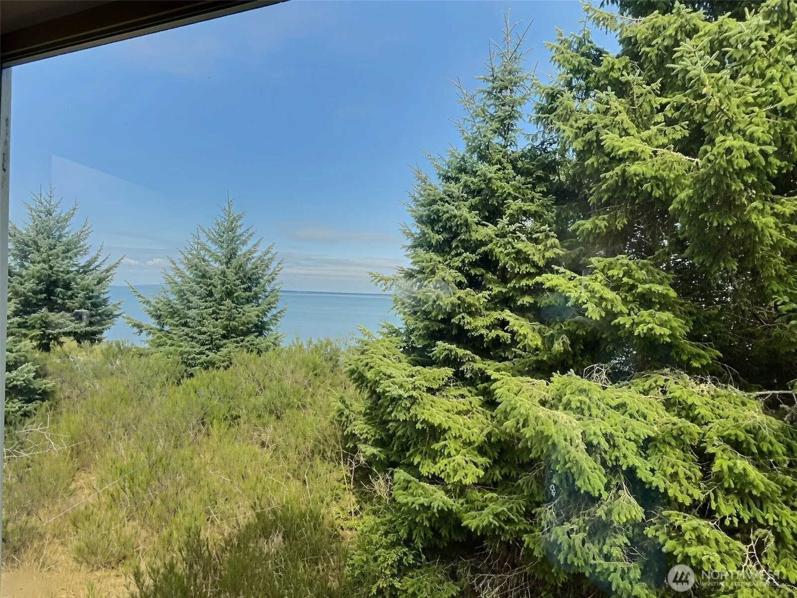 Property photo for 206 Sunrise Avenue Se, Ocean Shores photo 2