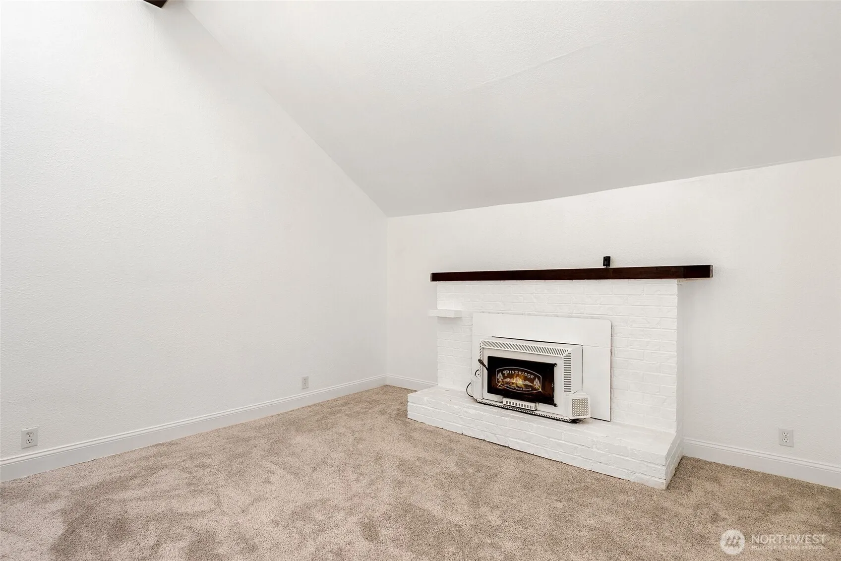 Property photo for 3106 C Street Se, Auburn photo 5