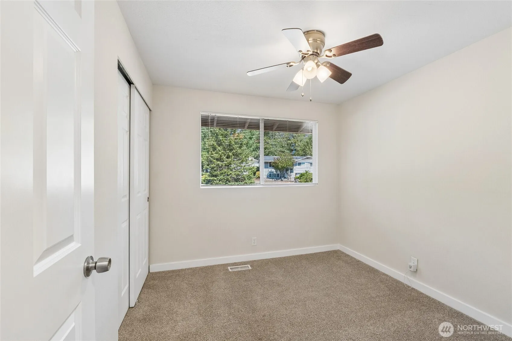 Property photo for 11125 129th Street, Kirkland photo 5
