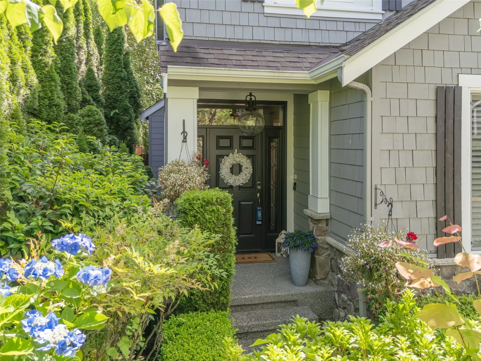 Property photo for 16627 37th Drive Se, Bothell photo 3