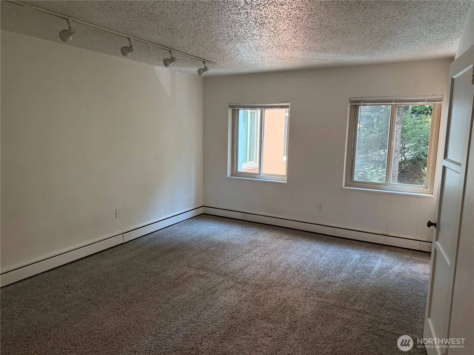 Property photo for 1400 Hubbell Place #814, Seattle photo 5