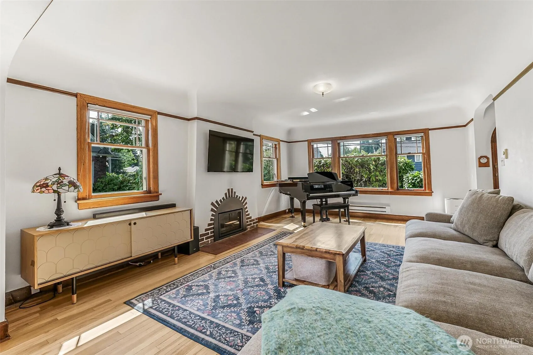 Property photo for 1115 N Cedar Street, Tacoma photo 2