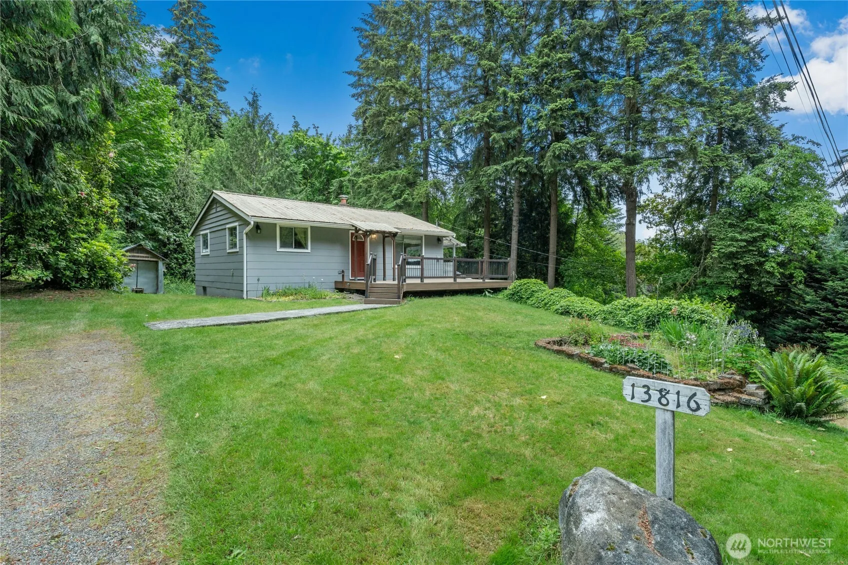 Property photo for 13816 Ne 137th Street, Kirkland photo 2