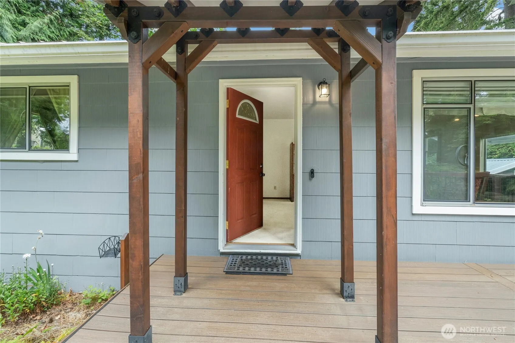 Property photo for 13816 Ne 137th Street, Kirkland photo 5