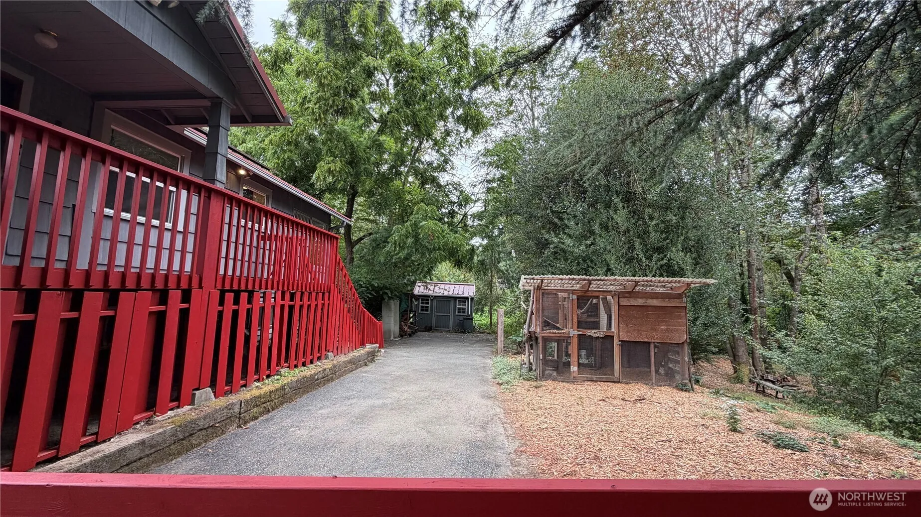 Property photo for 15122 S 42nd Ave, Tukwila photo 2