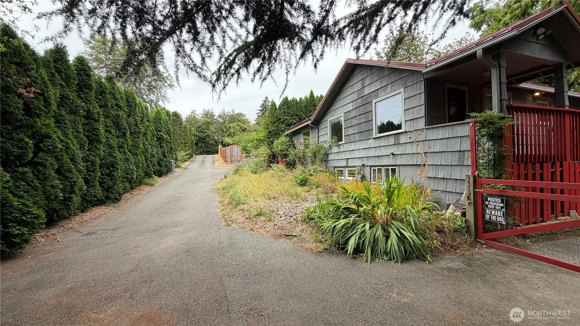 Property photo for 15122 S 42nd Ave, Tukwila photo 4