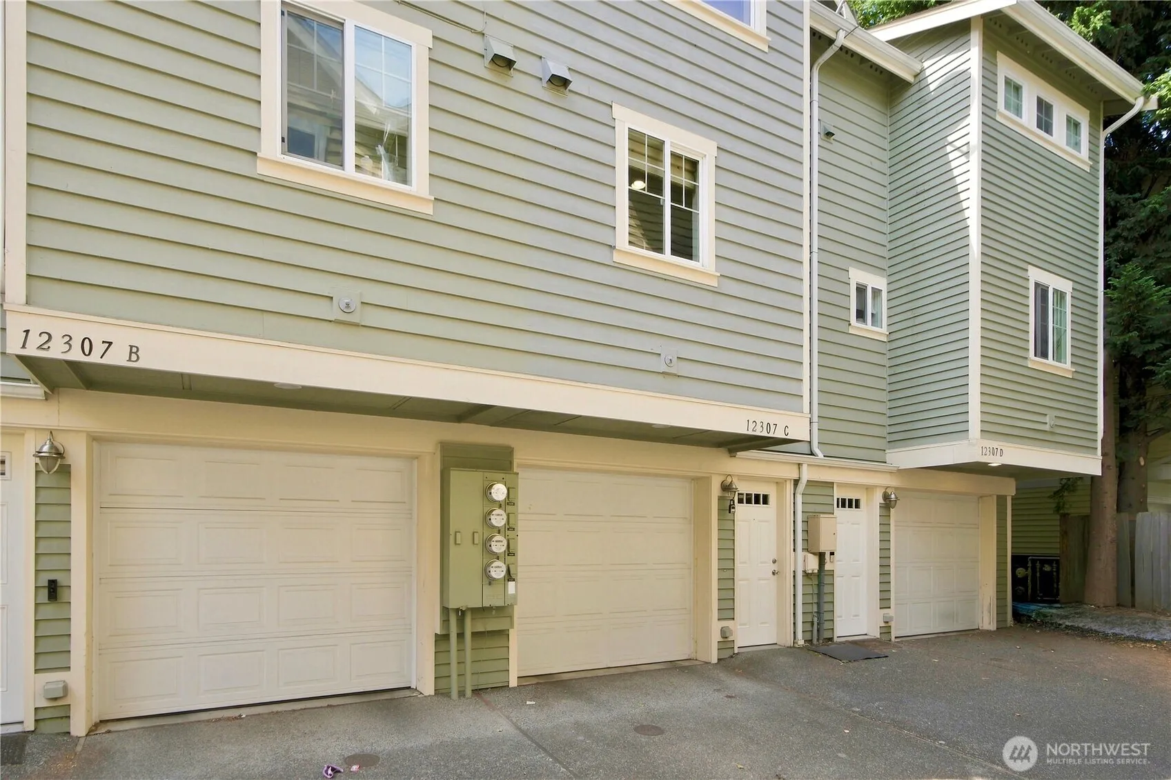 Property photo for 12307 10th Place Ne #unit C, Seattle photo 2