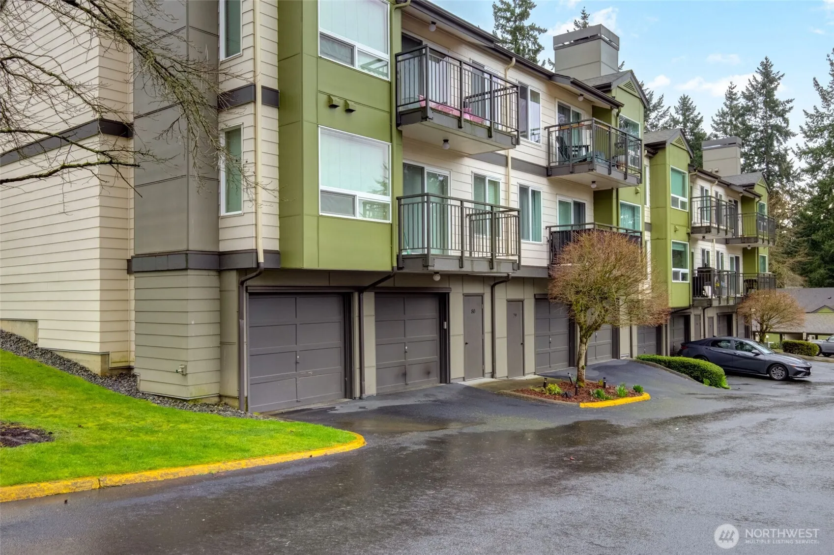 Property photo for 31500 33rd Place Sw #v102, Federal Way photo 2