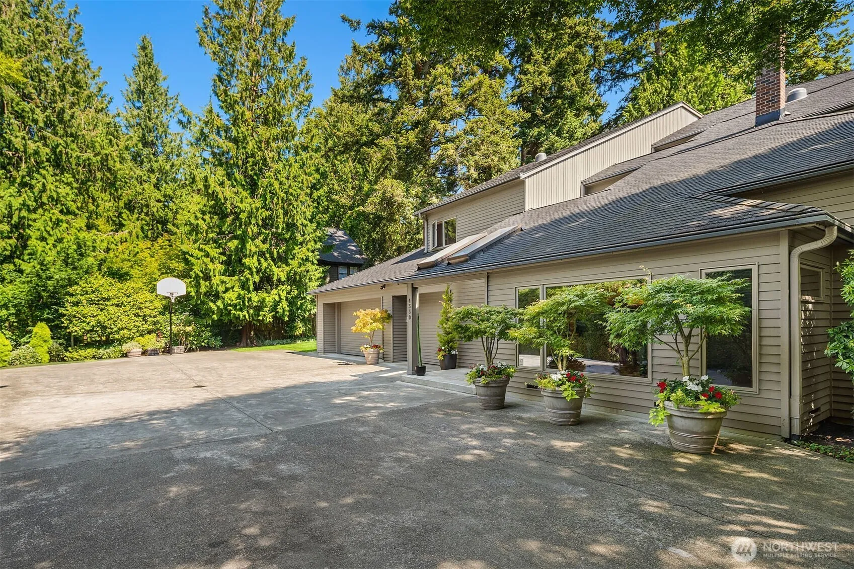 Property photo for 4330 W Cramer Street, Seattle photo 3