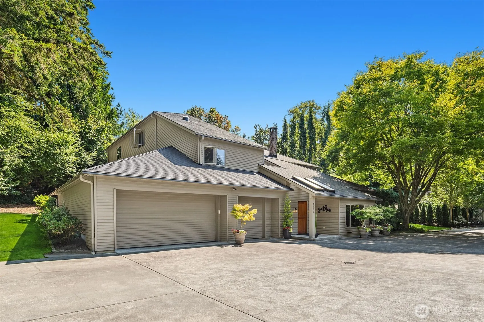 Property photo for 4330 W Cramer Street, Seattle photo 5