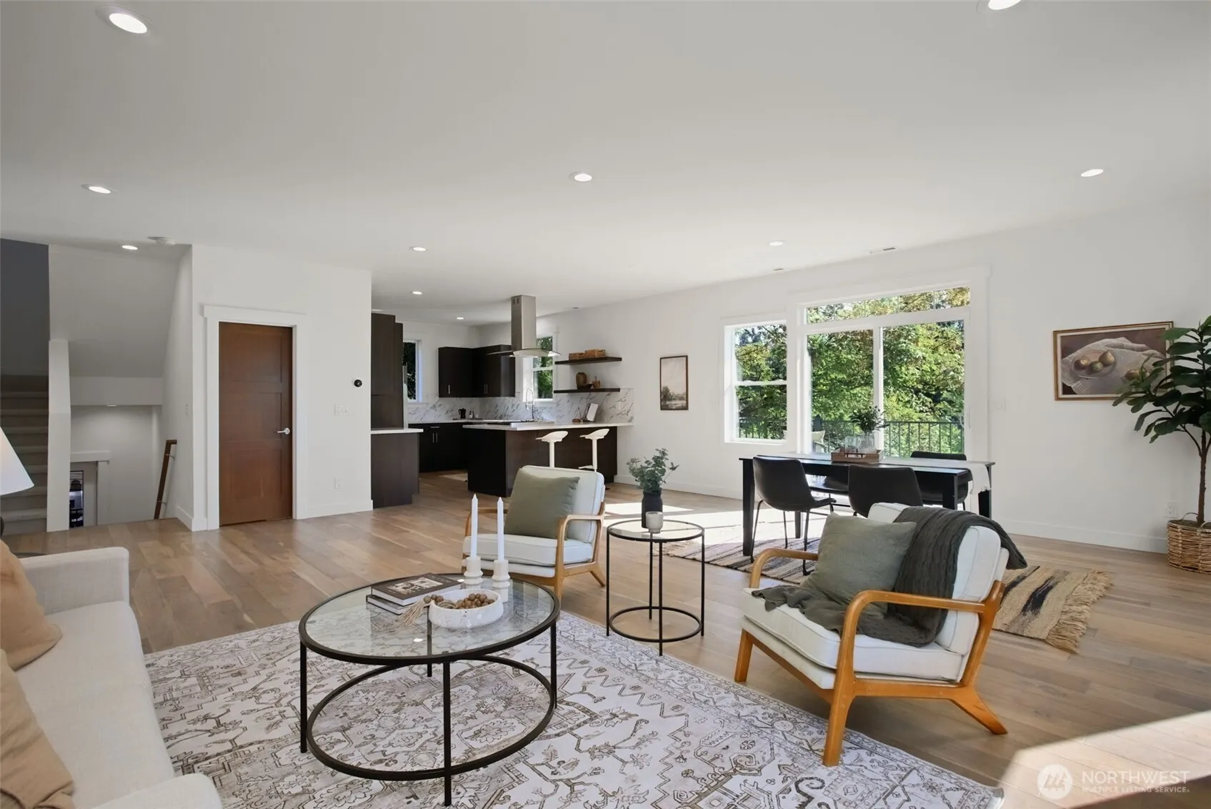 Property photo for 4812 S Frontenac Street, Seattle photo 4