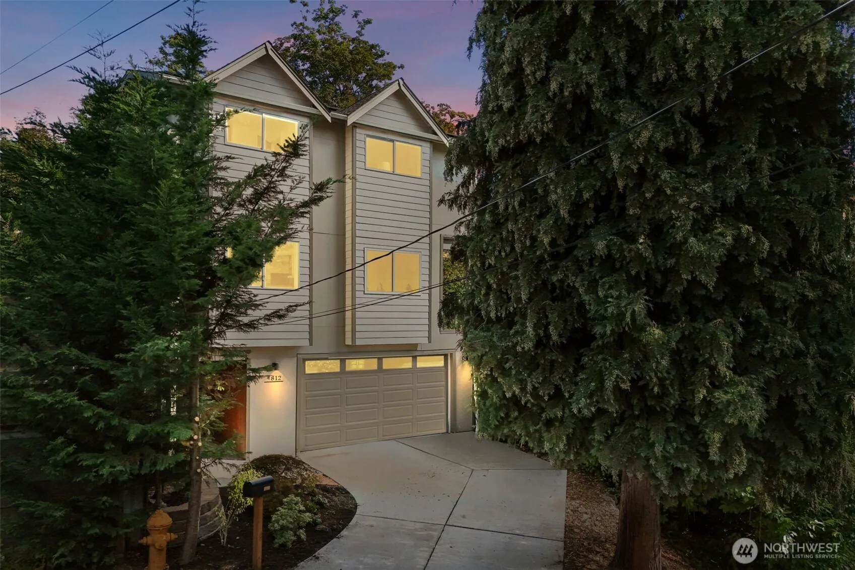 Property photo for 4812 S Frontenac Street, Seattle photo 2