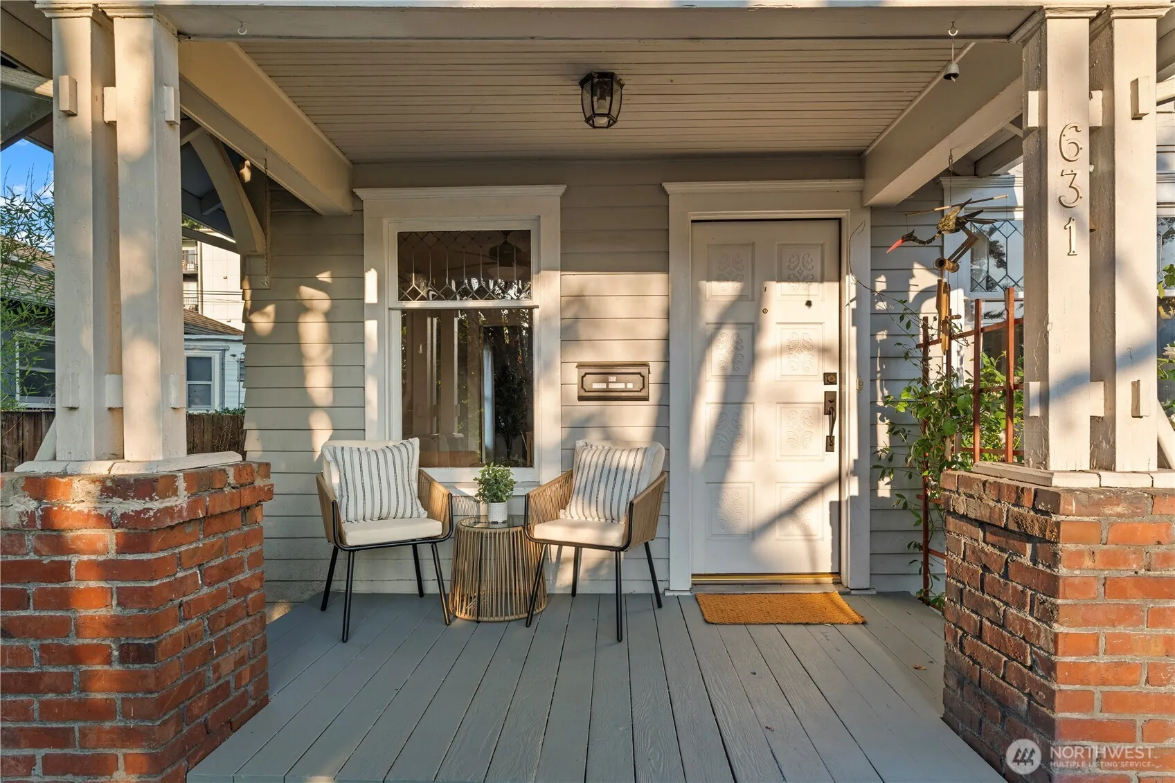 Property photo for 631 N Steele Street, Tacoma photo 2