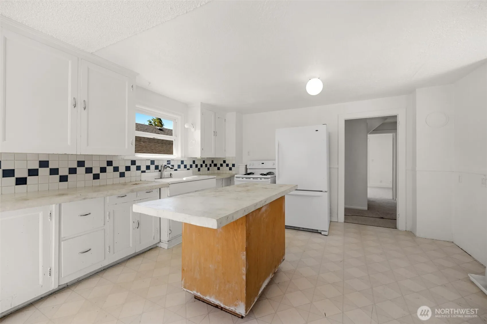 Property photo for 4721 21st Avenue Sw, Seattle photo 5