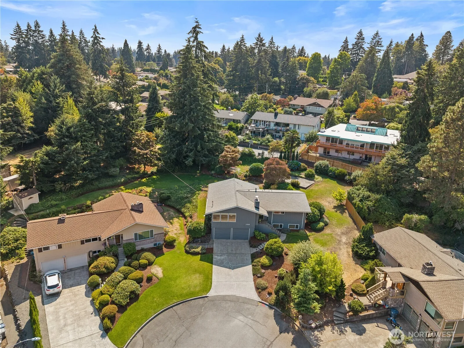 Property photo for 1040 Rosewood Lane, Fircrest photo 3