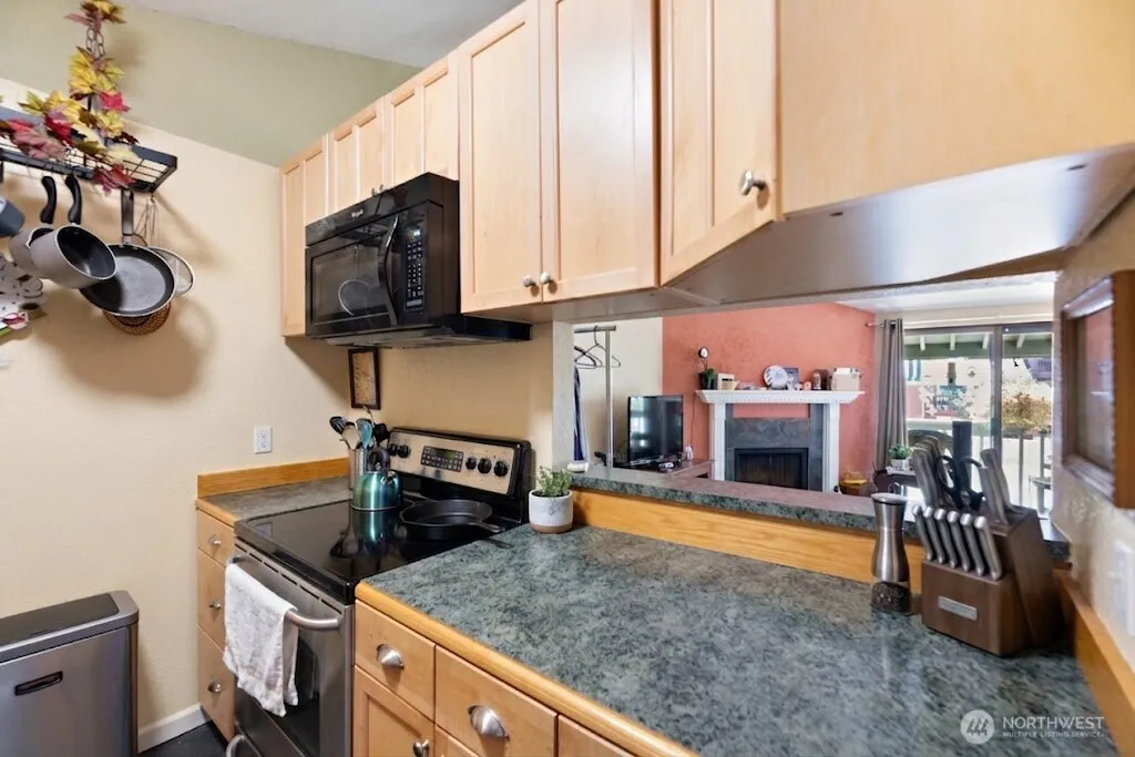 Property photo for 3430 I Street Ne #j 202, Auburn photo 5
