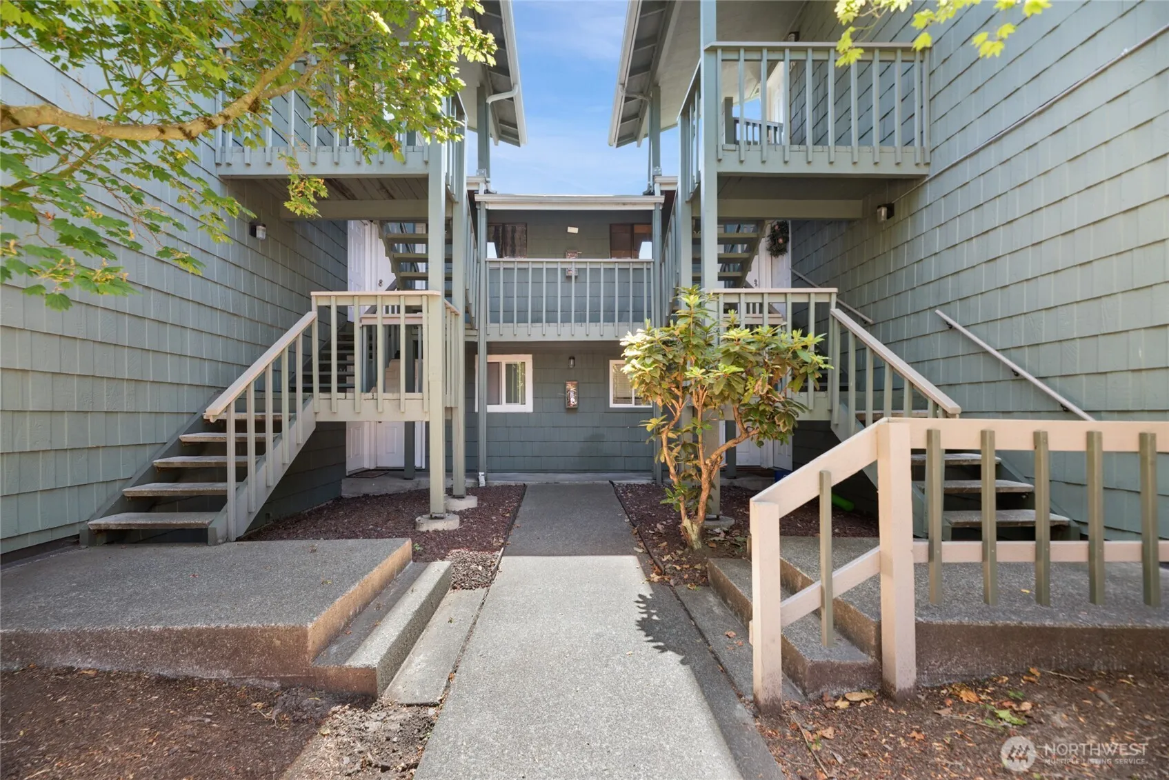 Property photo for 3430 I Street Ne #j 202, Auburn photo 2