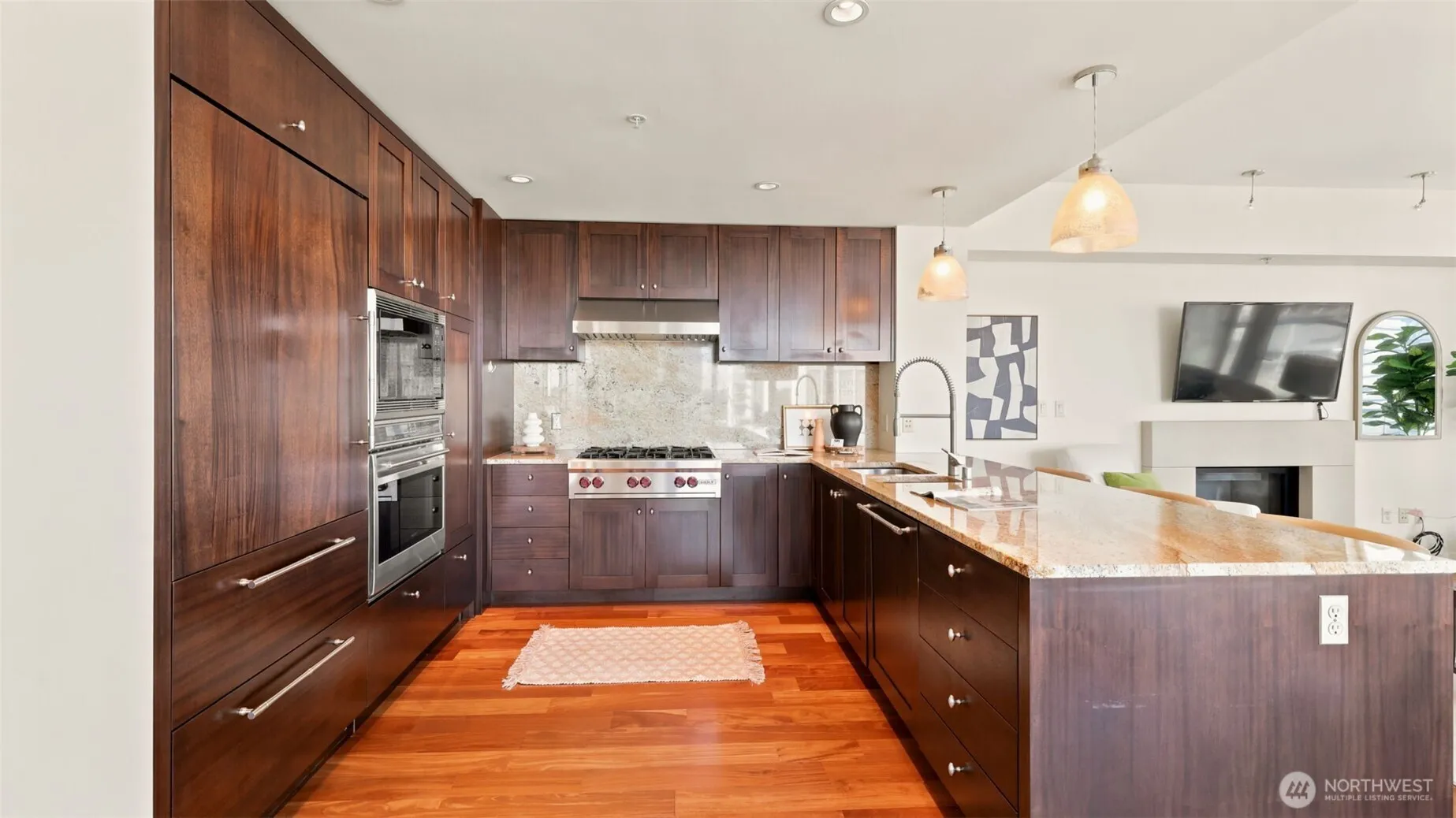Property photo for 500 106th Avenue Ne #1501, Bellevue photo 5