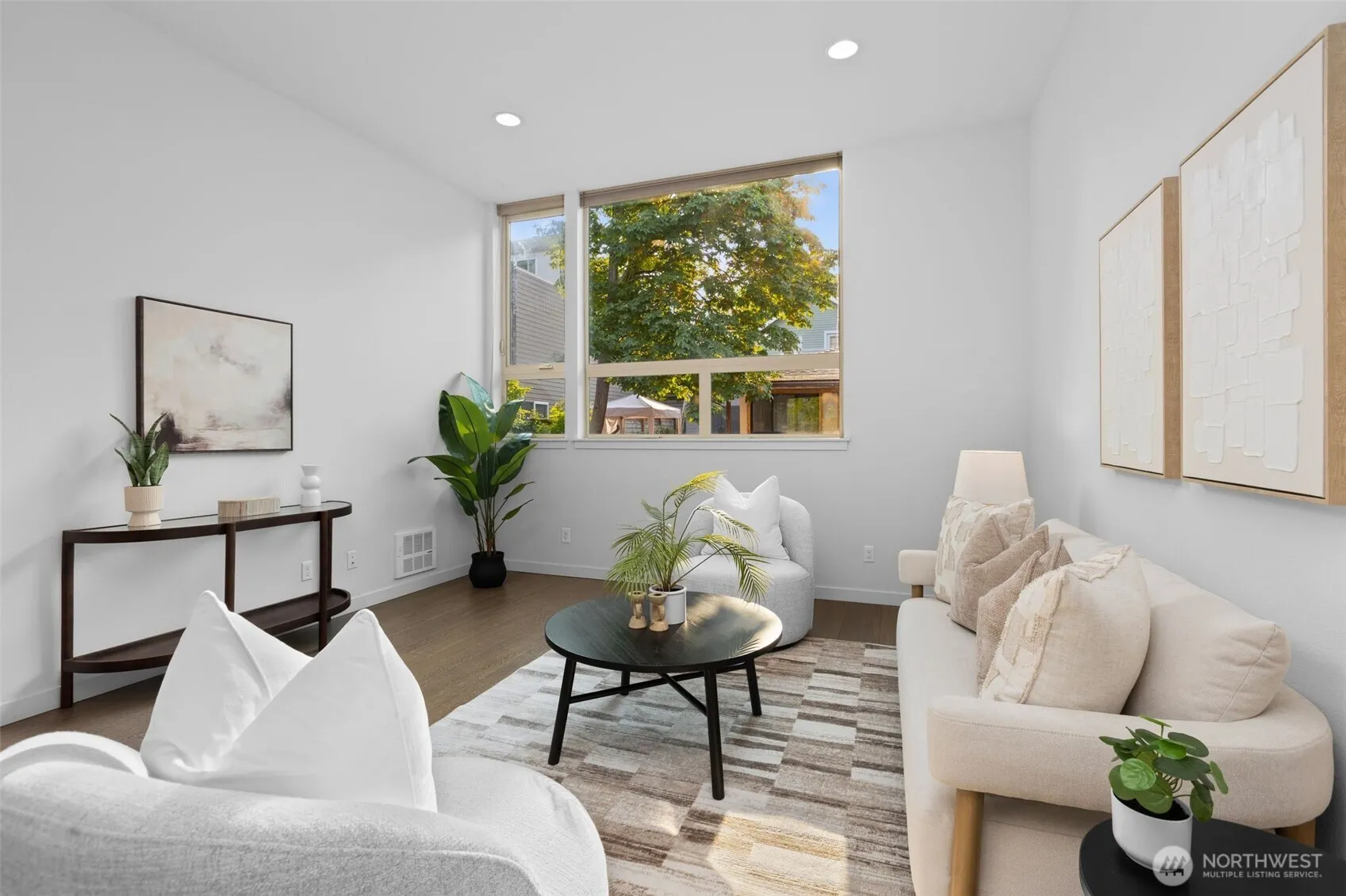 Property photo for 3817 Gilman Avenue W, Seattle photo 5