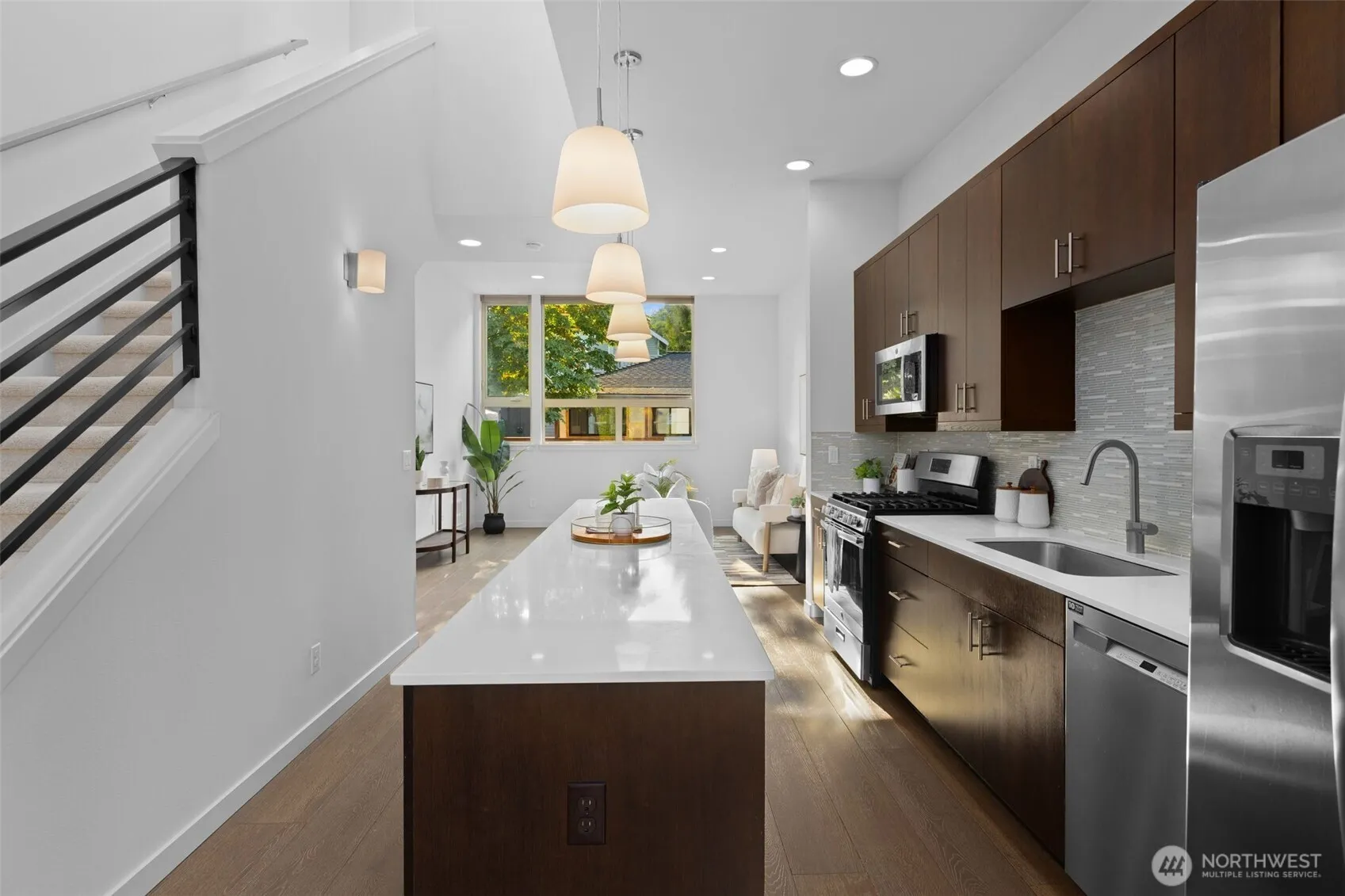 Property photo for 3817 Gilman Avenue W, Seattle photo 4