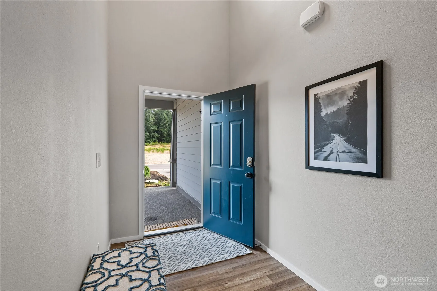 Property photo for 16514 45th Avenue E, Tacoma photo 2