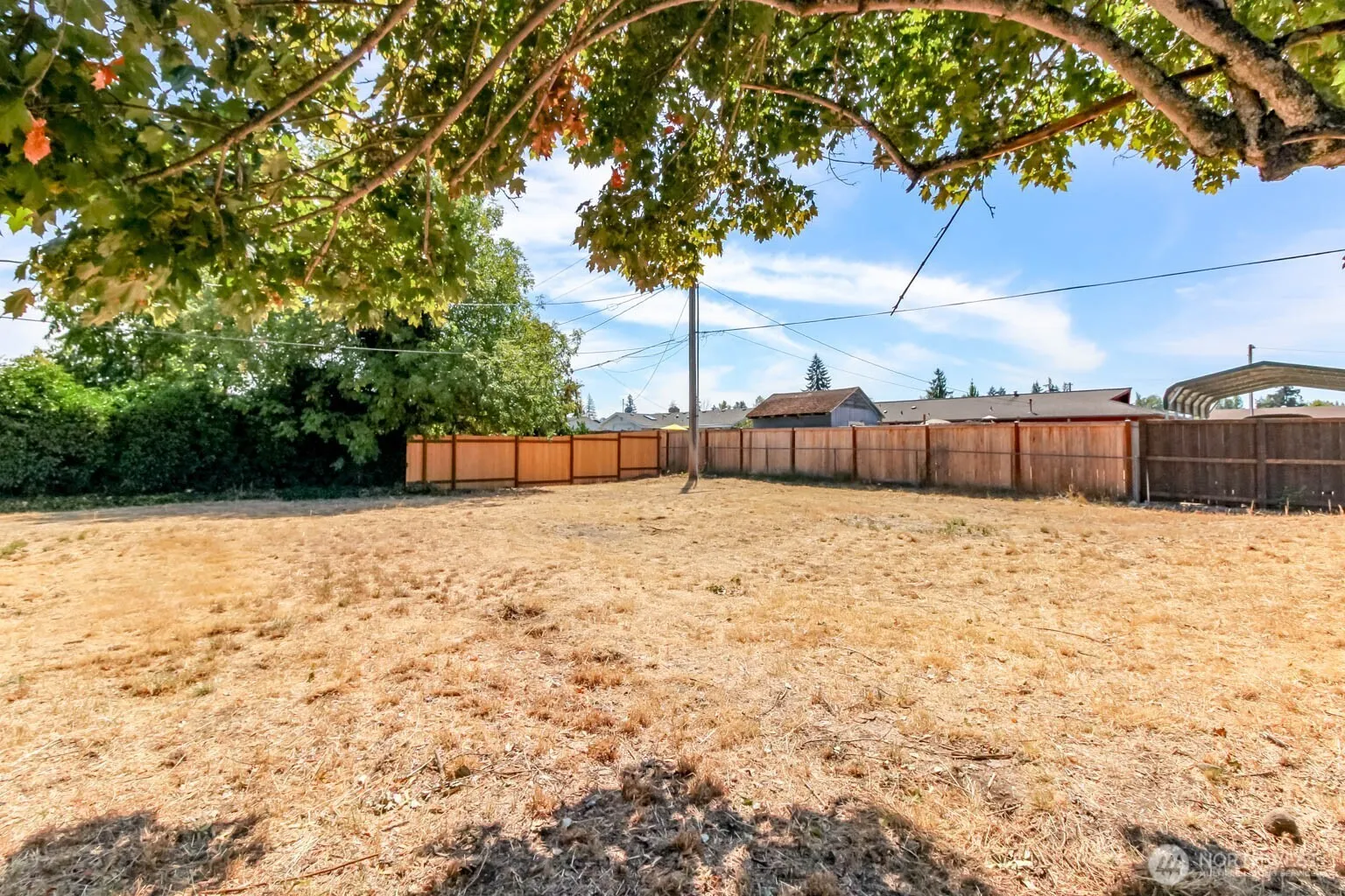 Property photo for 1218 140th Street E, Tacoma photo 4