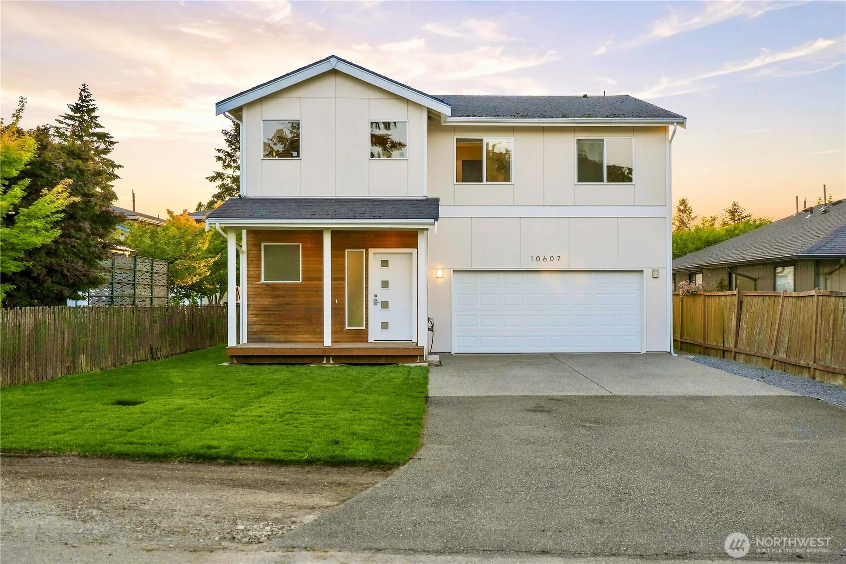 Property photo for 10607 2nd Place Sw, Seattle