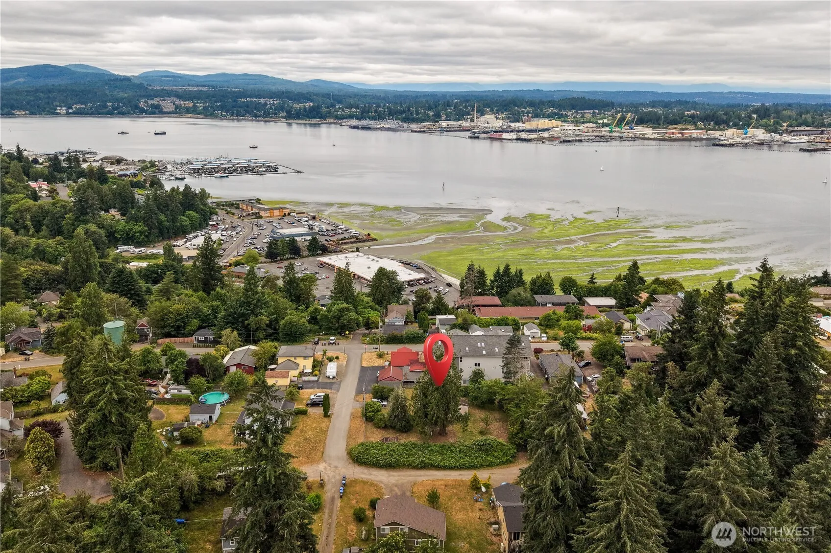 Property photo for 1919 Guy Wetzel Rd, Port Orchard photo 3