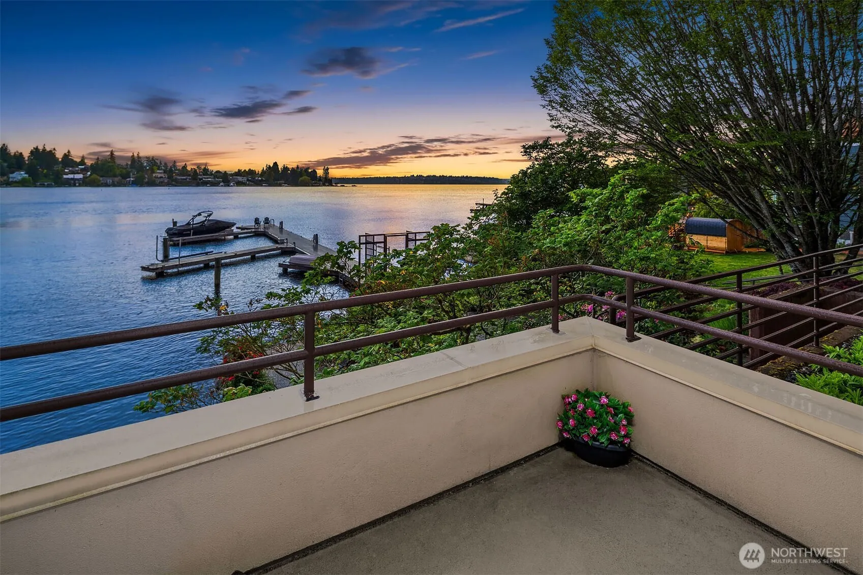 Property photo for 4511 Lake Washington Blvd. Ne #2, Kirkland photo 2