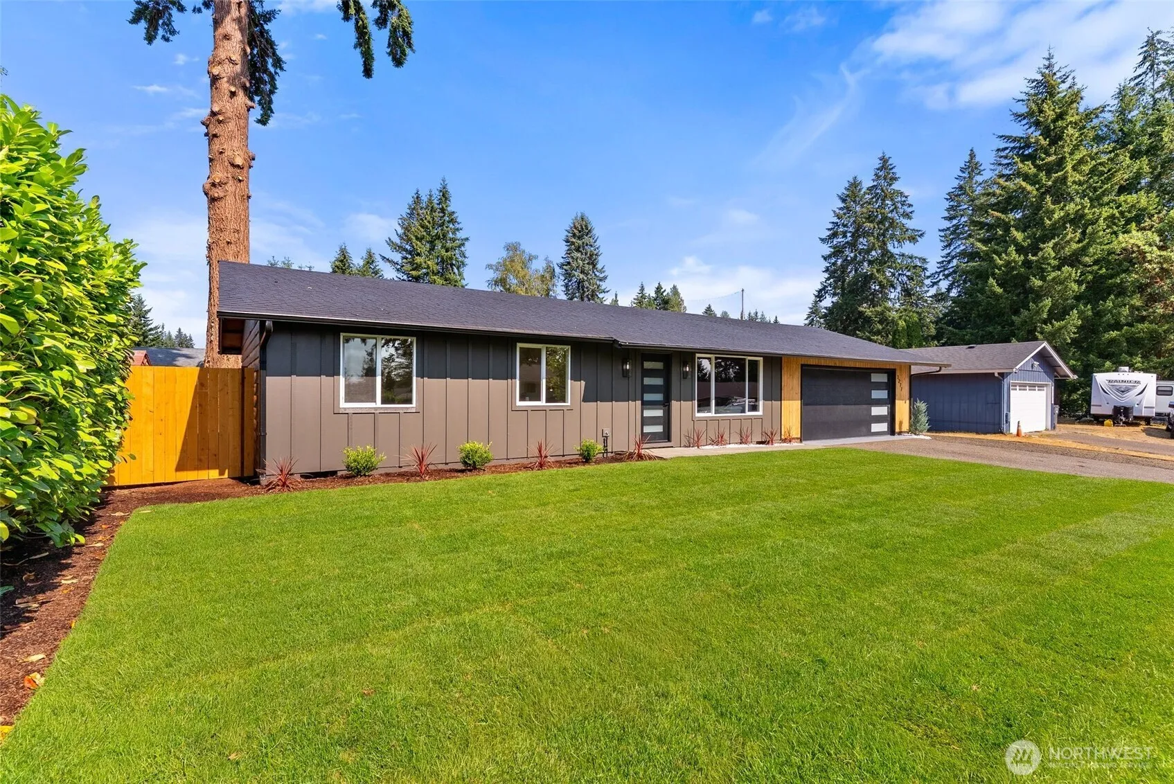 Property photo for 3277 Madrona Drive Se, Port Orchard photo 5