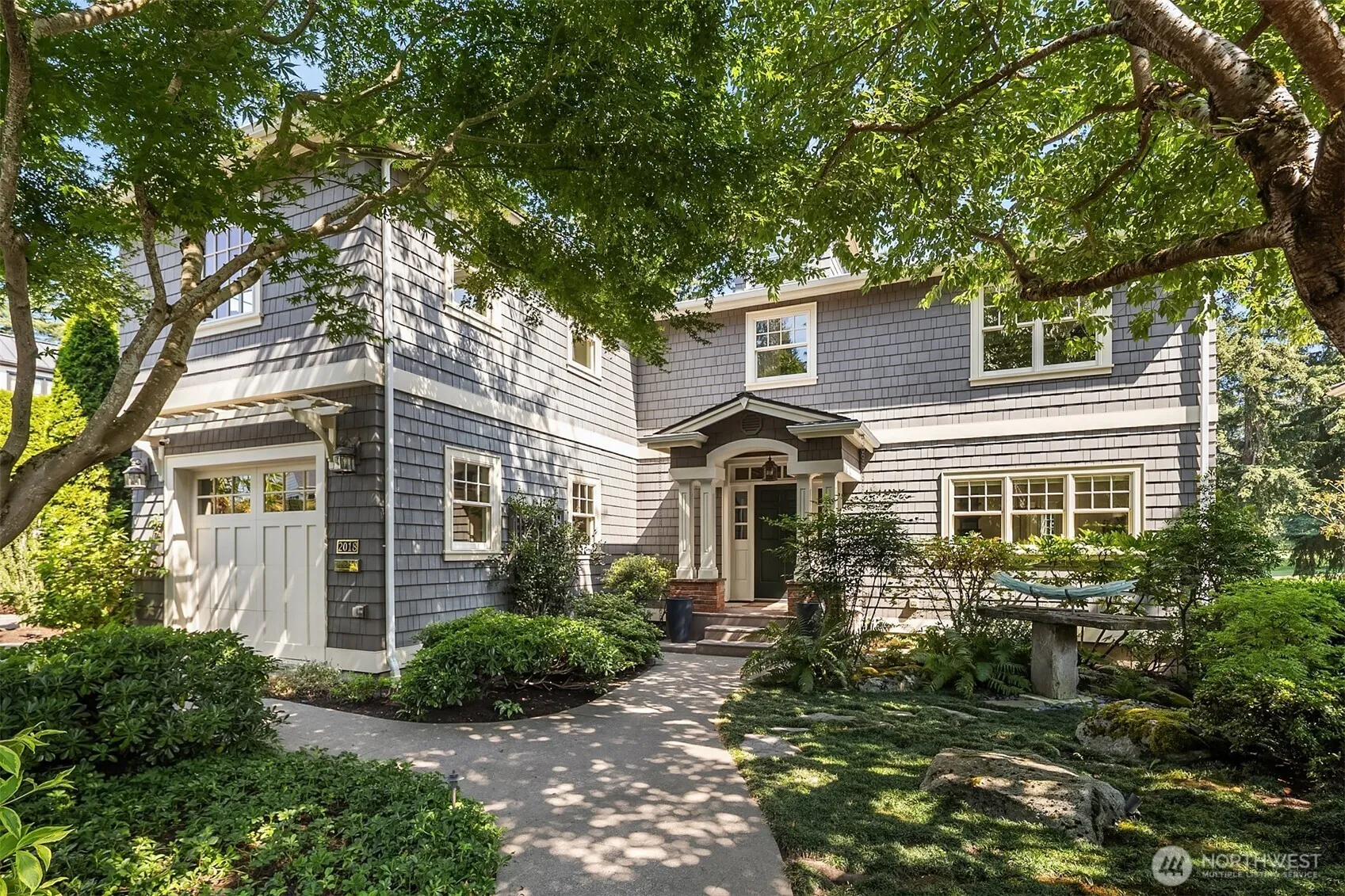 Property photo for 2018 Broadmoor Drive E, Seattle