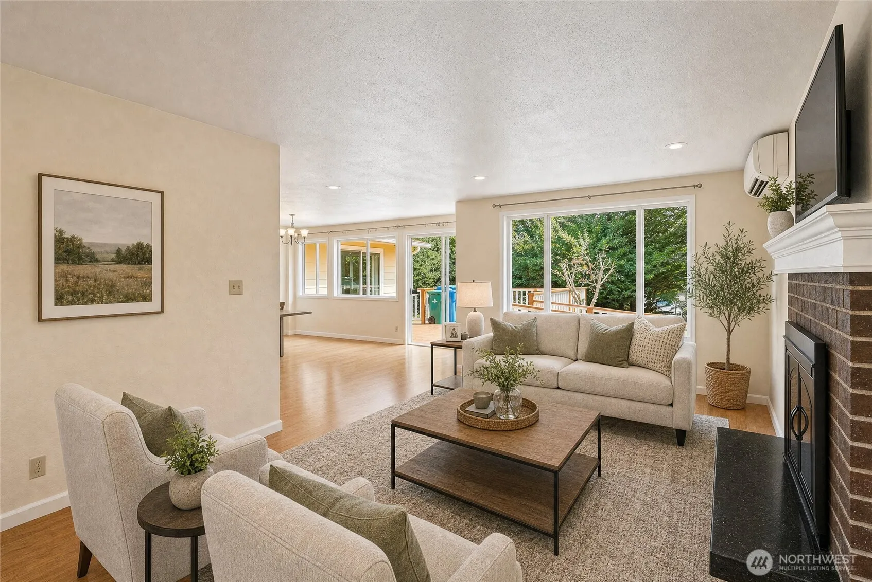 Property photo for 20224 Greenwood Ave N, Shoreline photo 4