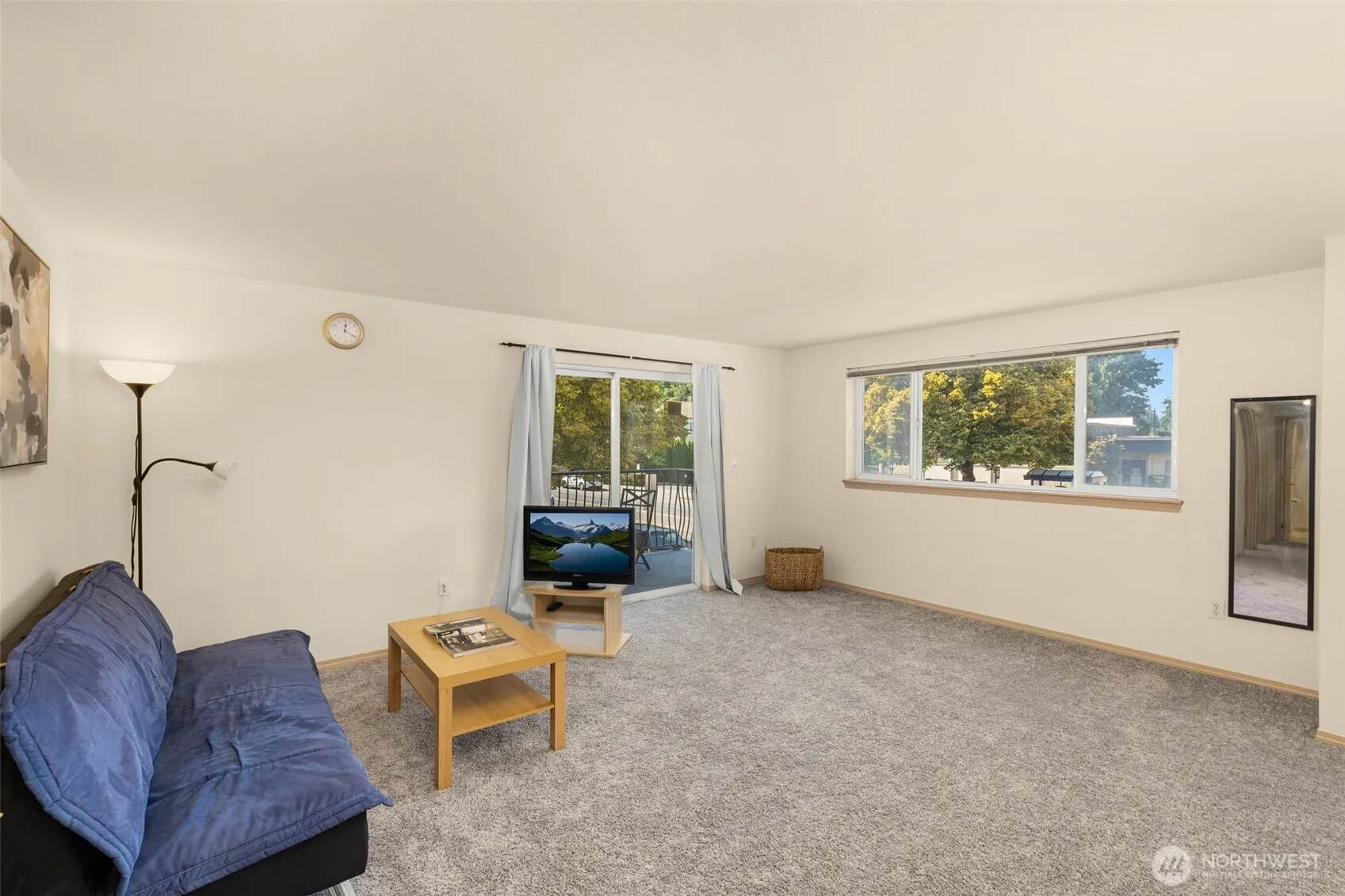 Property photo for 12056 15th Avenue Ne #201, Seattle photo 2