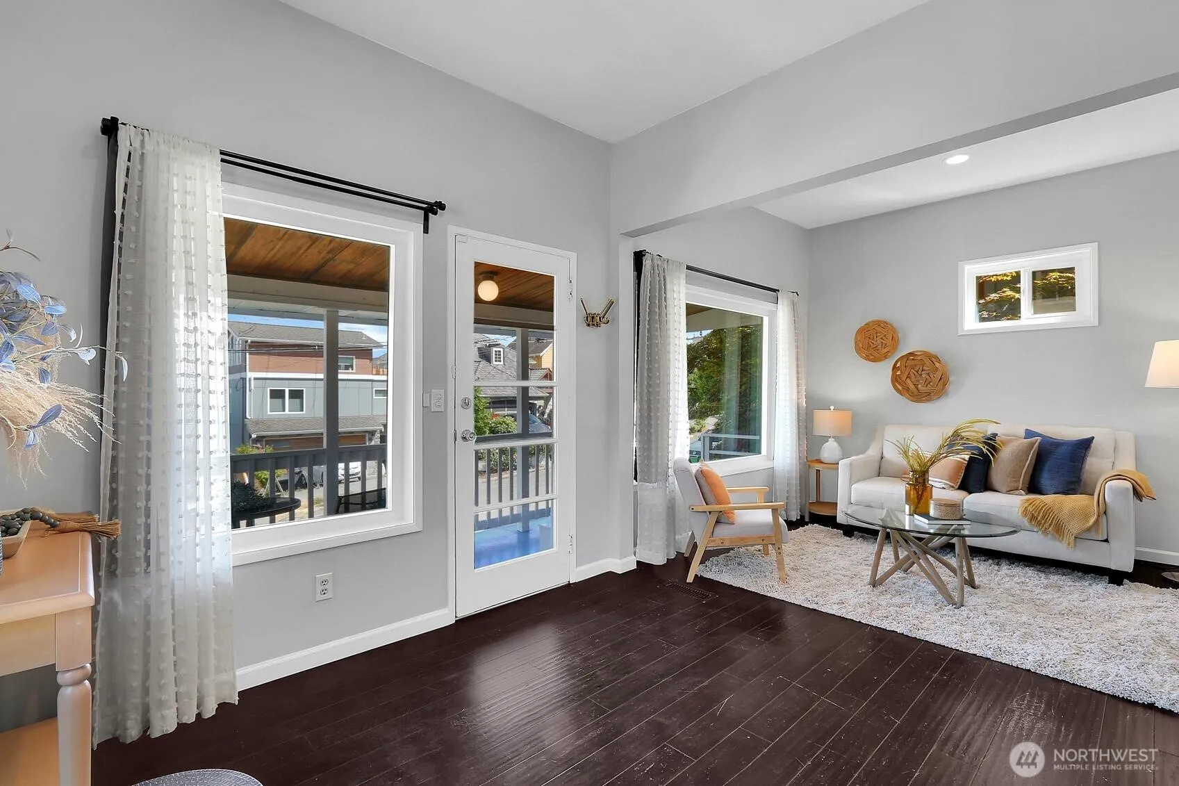 Property photo for 1113 33rd Avenue S, Seattle photo 3