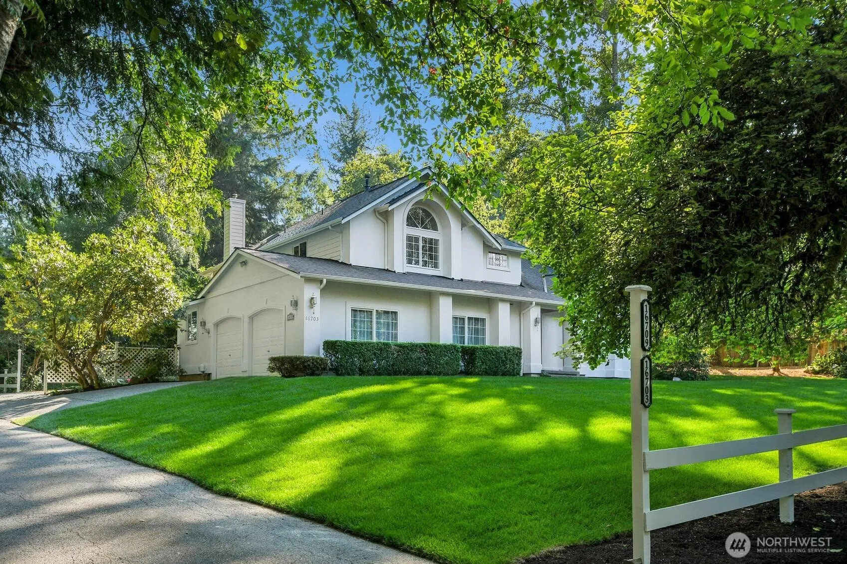 Property photo for 16703 Ne 172nd Place, Woodinville photo 2