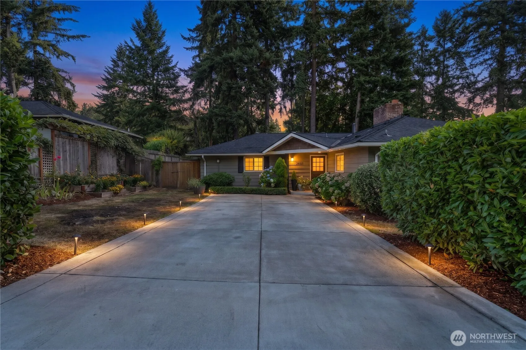 Property photo for 2422 126th Avenue Ne, Bellevue
