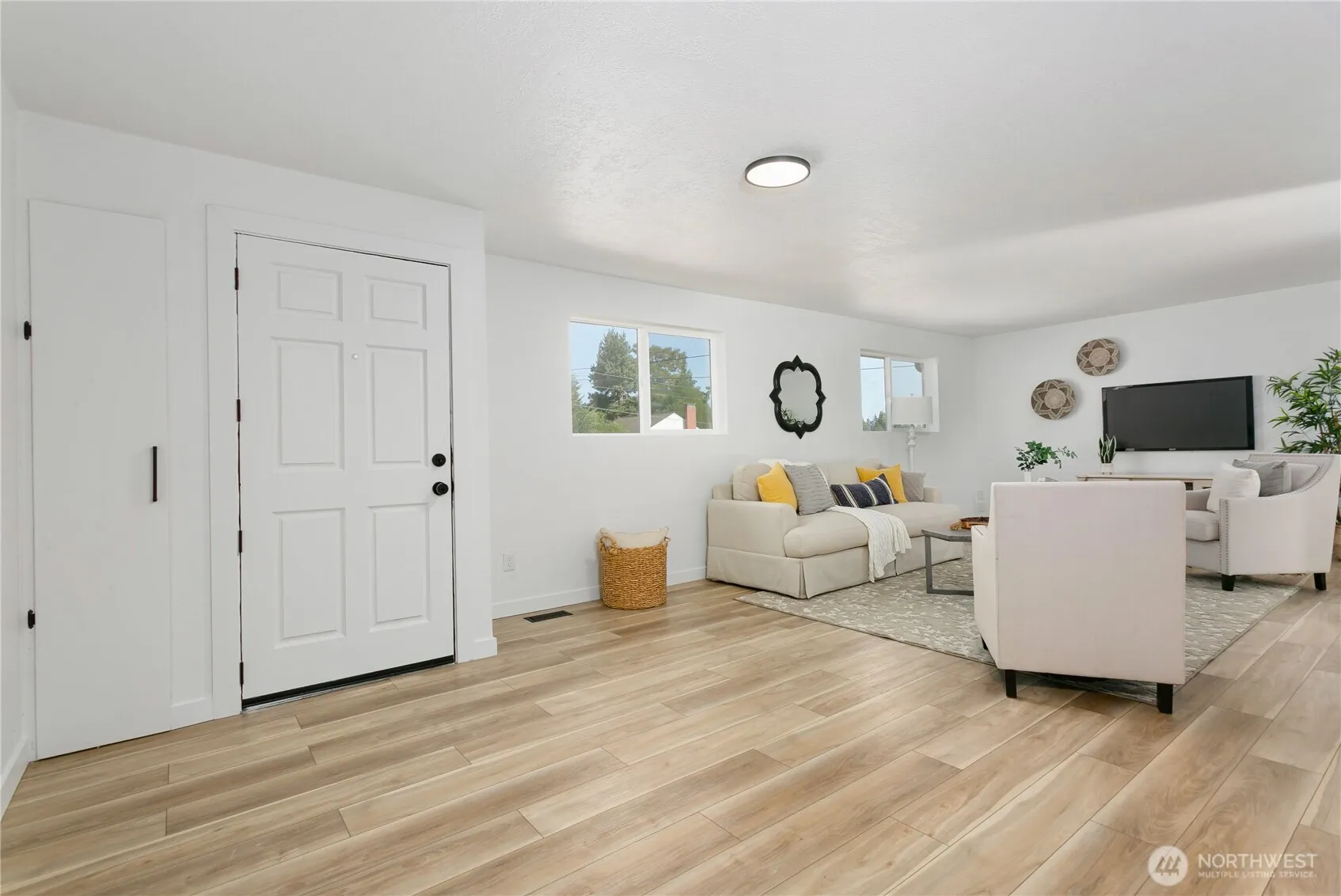 Property photo for 3211 Herren Avenue, Bremerton photo 4