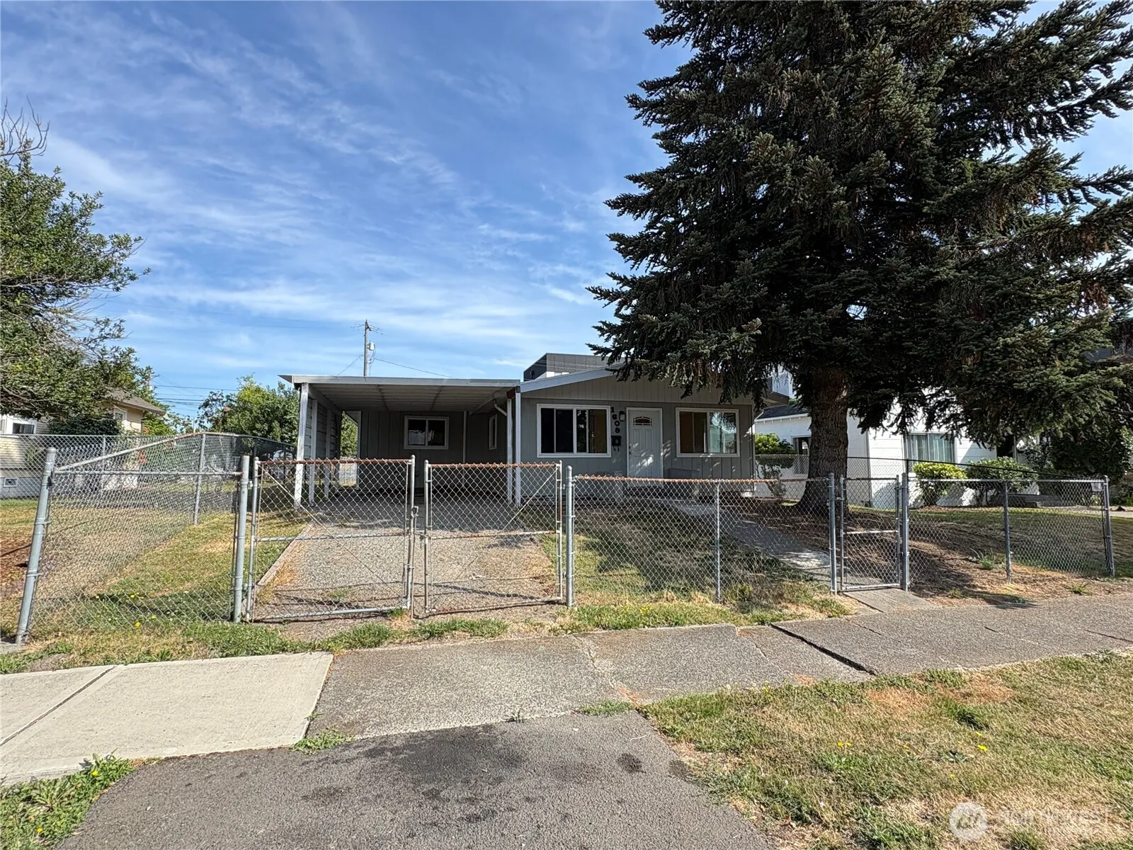 Property photo for 1609 E Wright Avenue, Tacoma