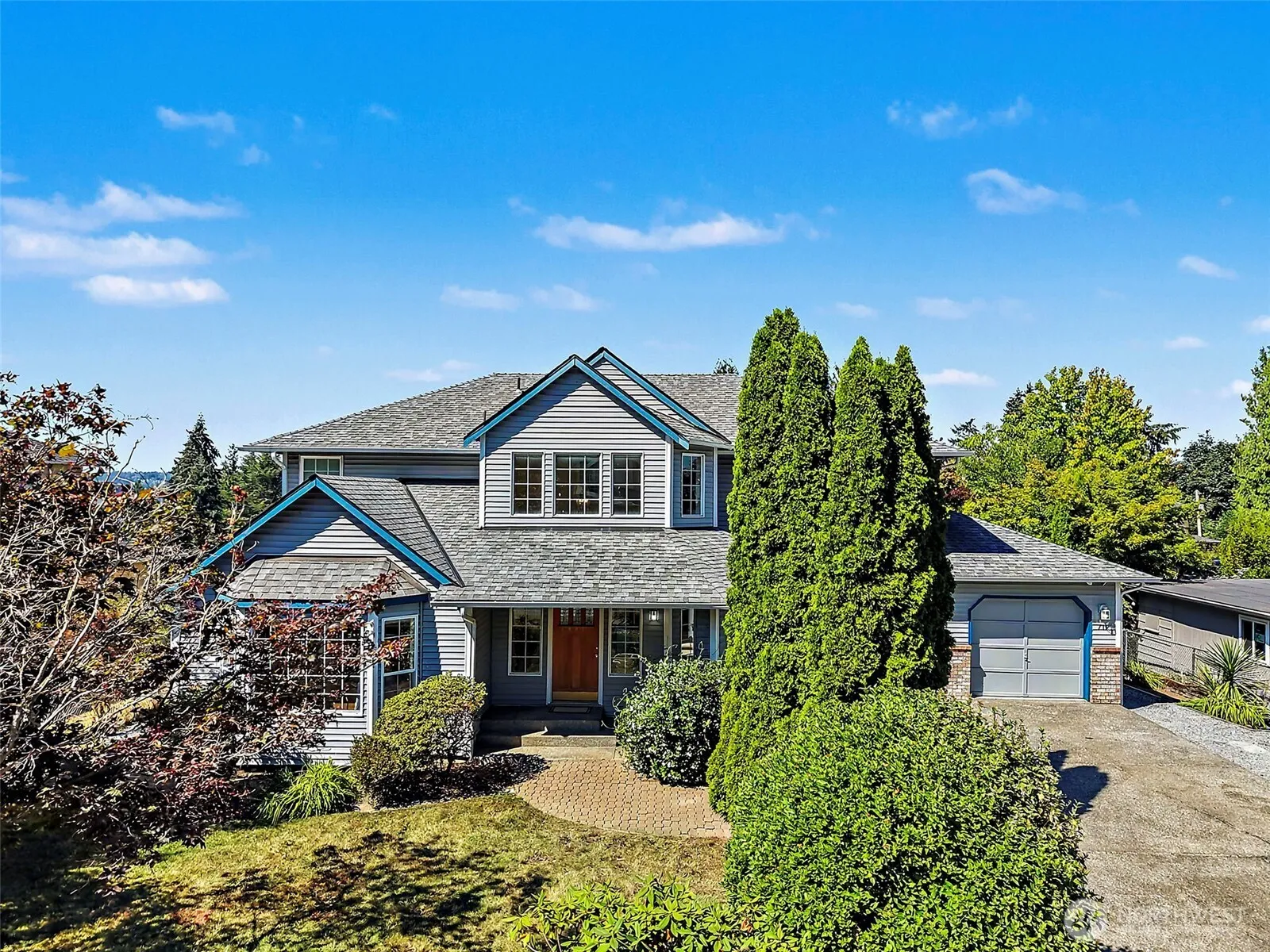 Property photo for 719 Kensington Avenue S, Kent