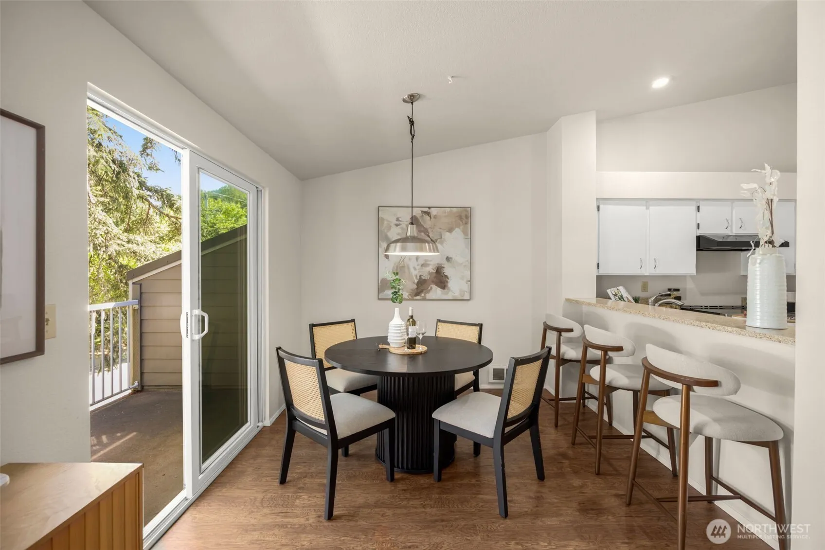 Property photo for 204 Mountain Park Boulevard Sw #c302, Issaquah photo 5