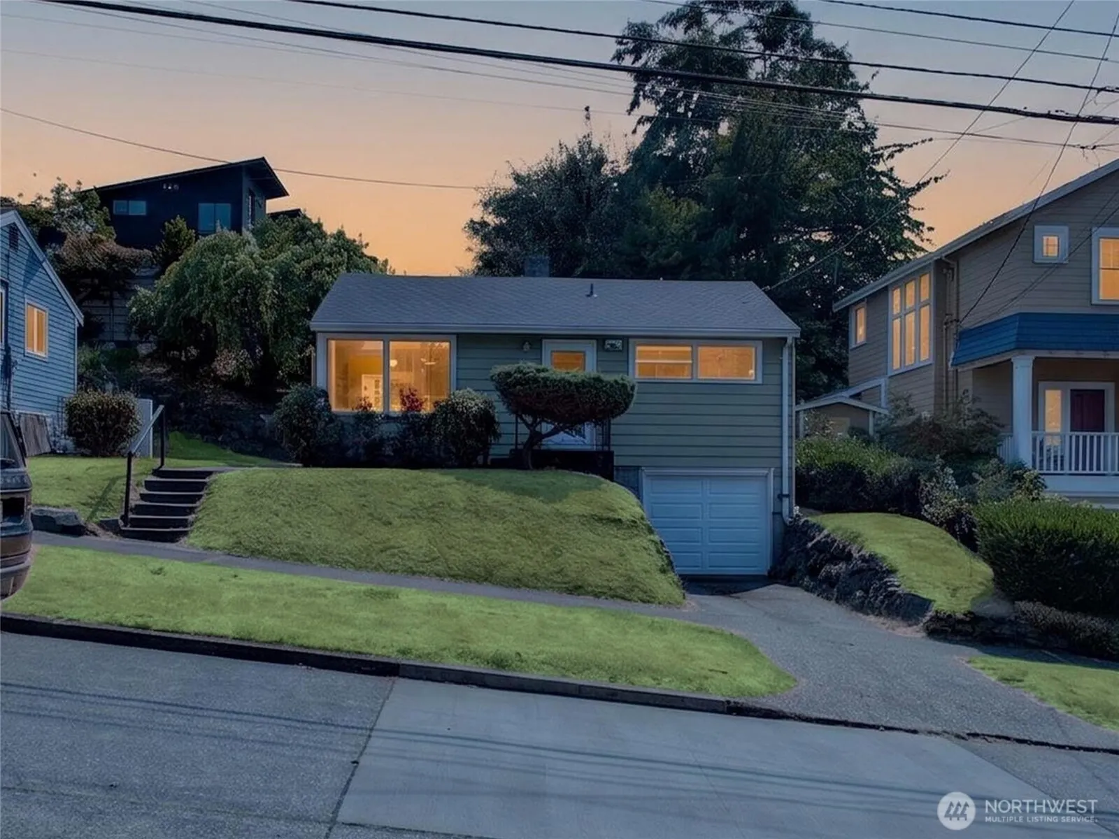 Property photo for 3011 E Pine Street, Seattle photo 3