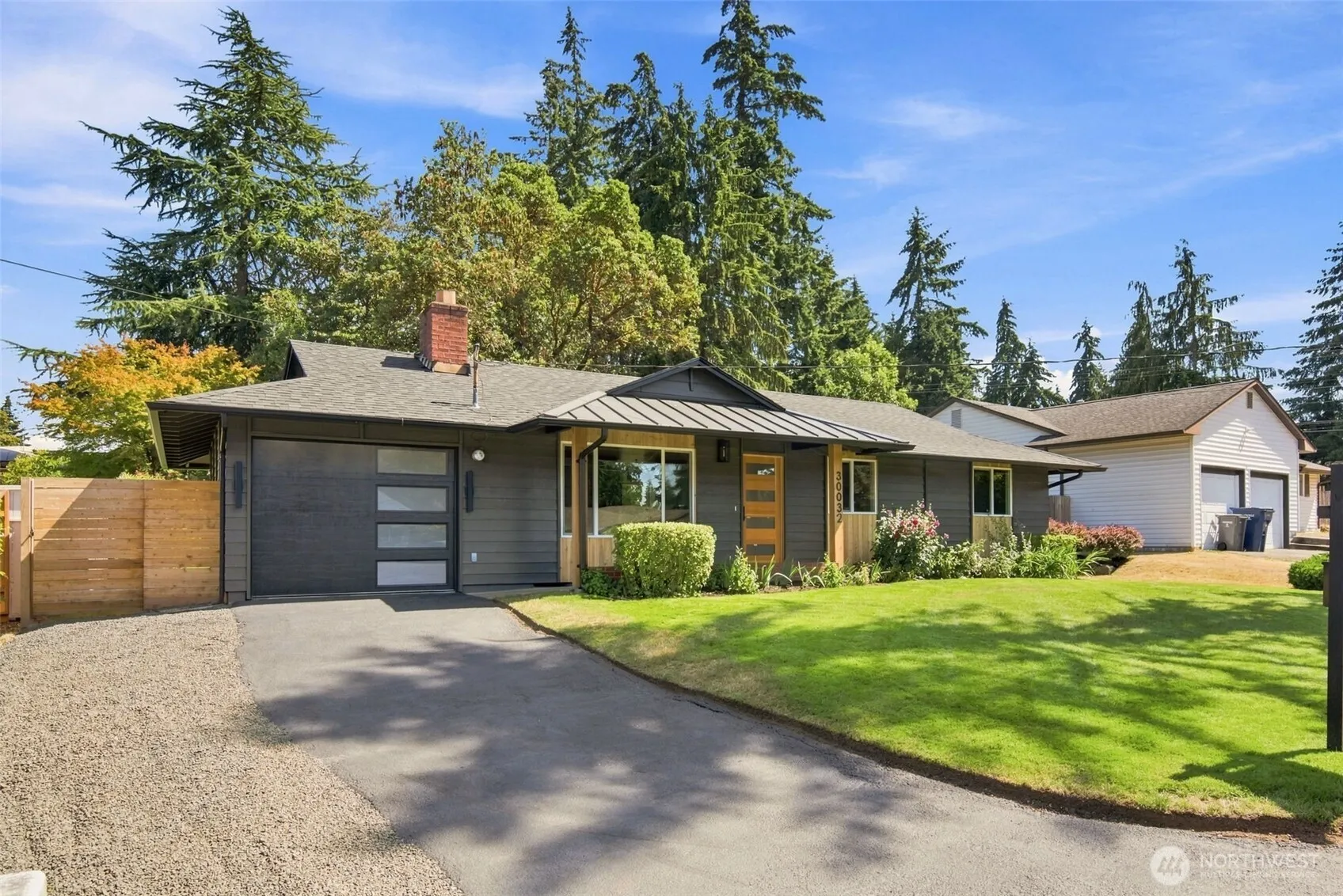 Property photo for 30032 5th Avenue Sw, Federal Way photo 3