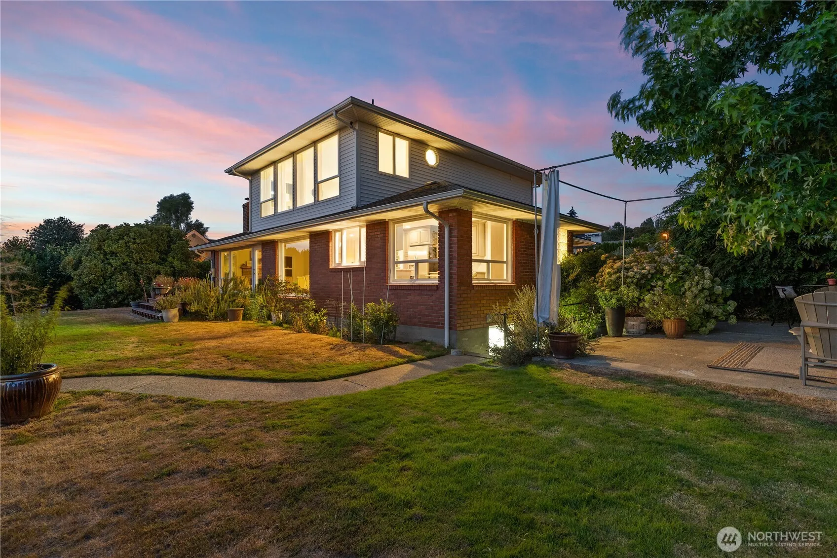 Property photo for 920 S Ventura Drive, Tacoma