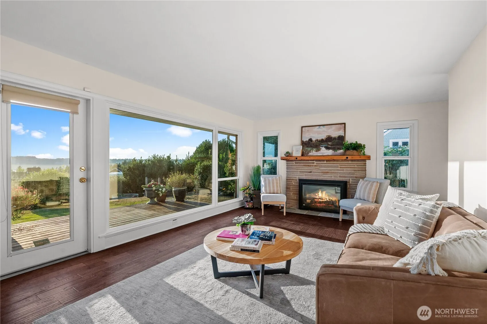 Property photo for 920 S Ventura Drive, Tacoma photo 4