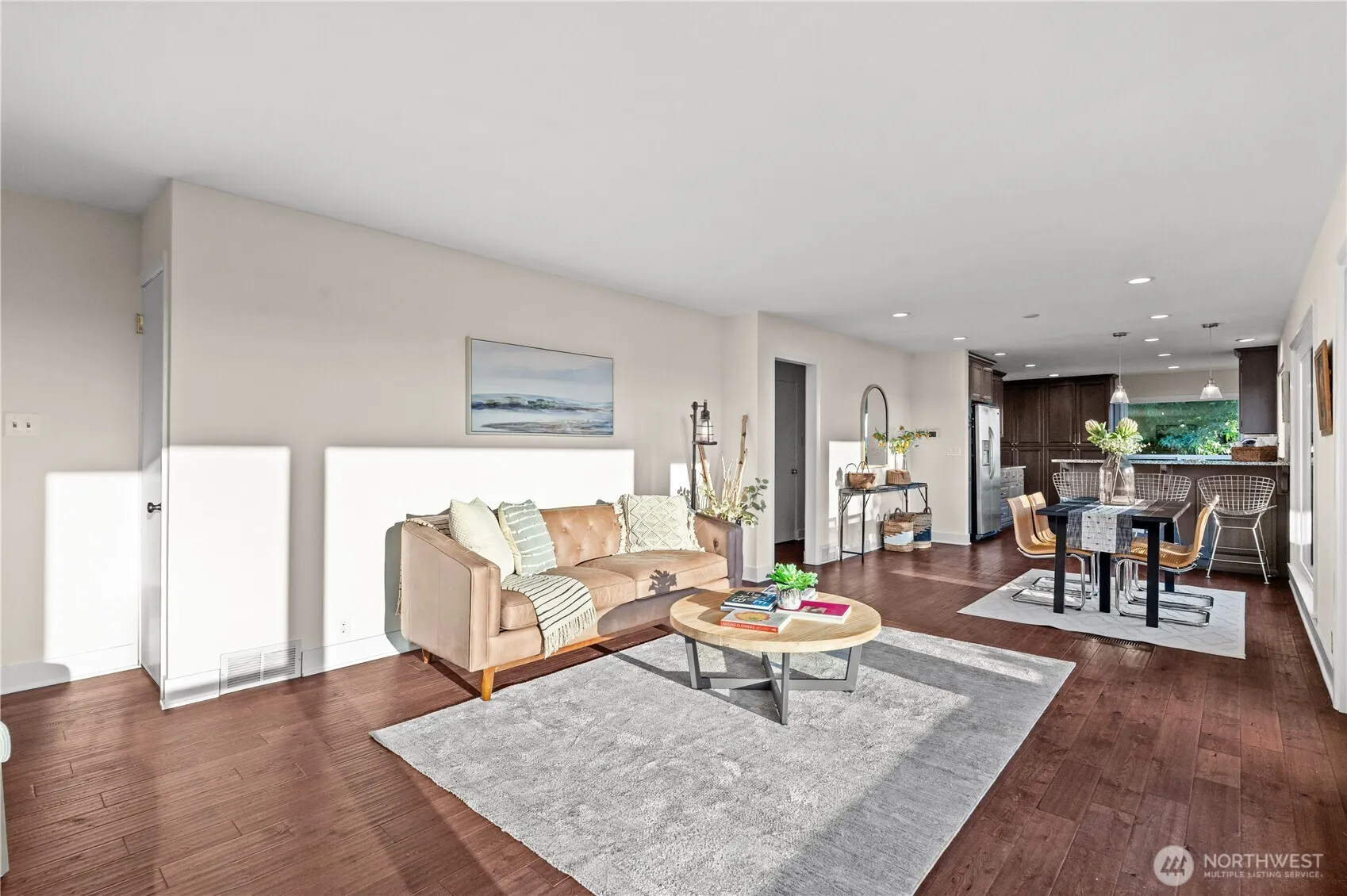 Property photo for 920 S Ventura Drive, Tacoma photo 3