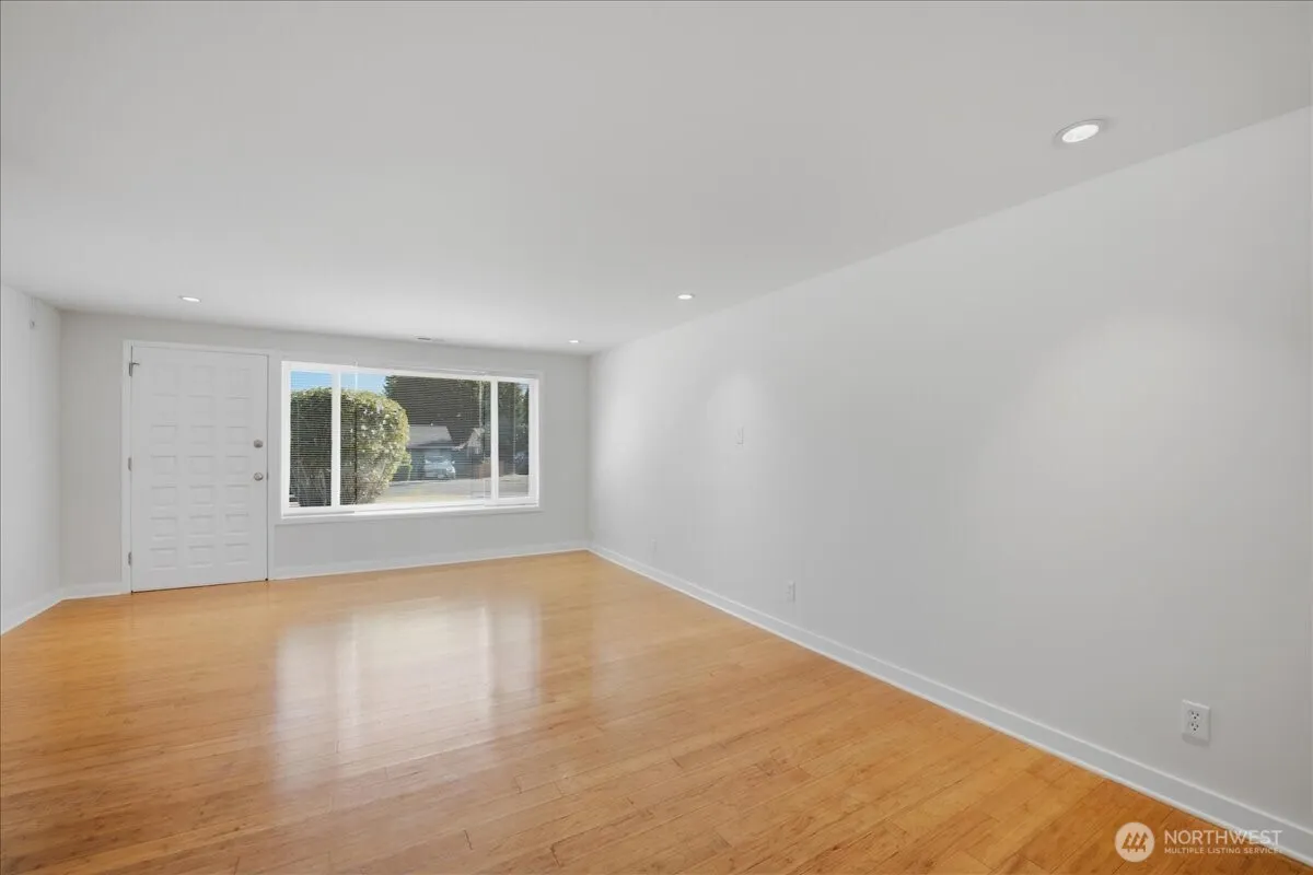 Property photo for 5603 240th Street Sw, Mountlake Terrace photo 5