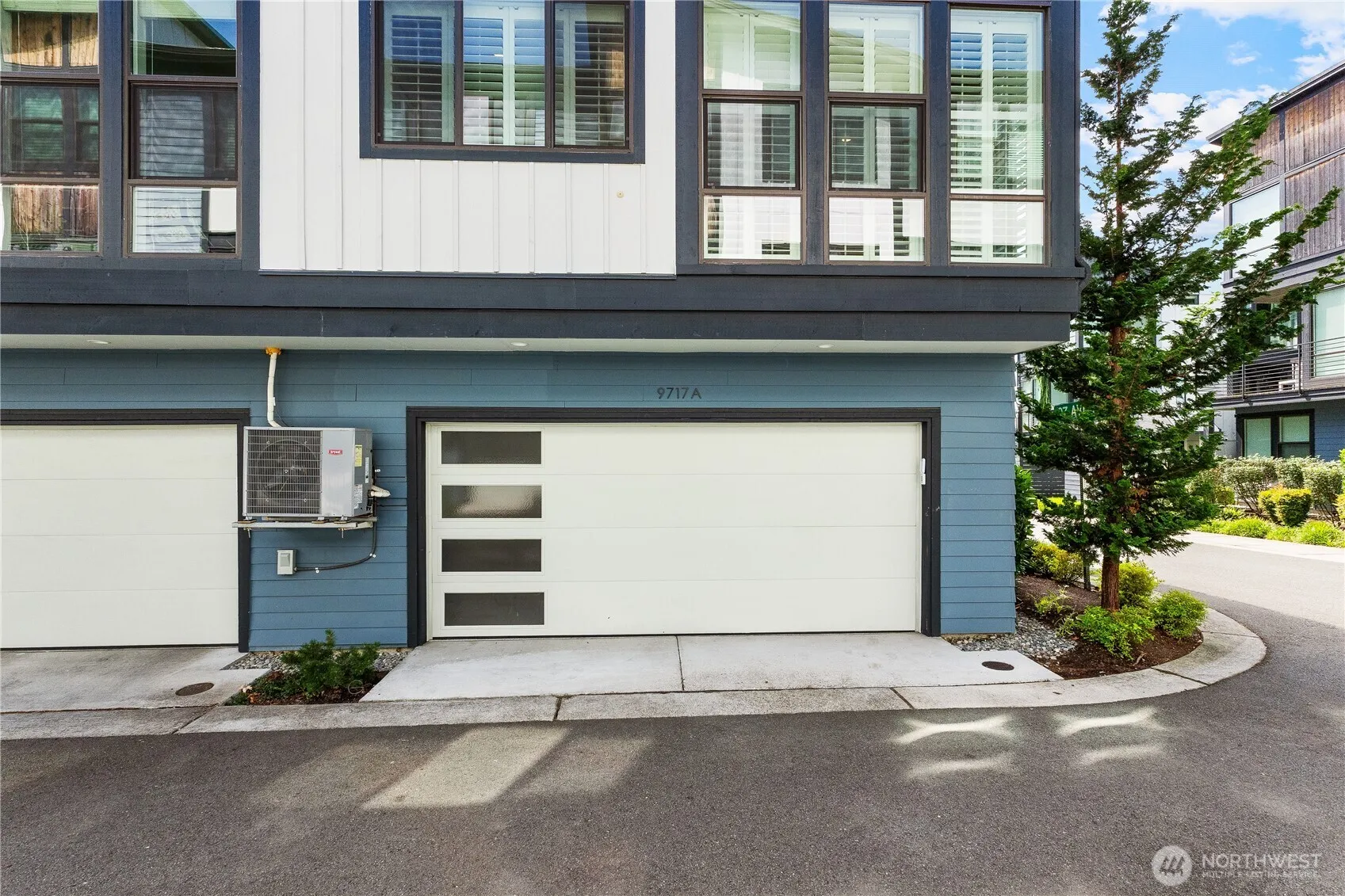 Property photo for 9717 Se 182nd Place #a, Bothell photo 2