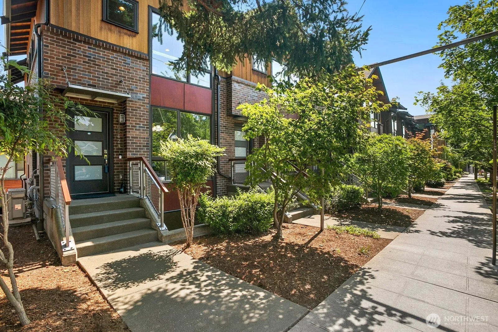 Property photo for 6542 32nd Avenue Ne #a, Seattle photo 3